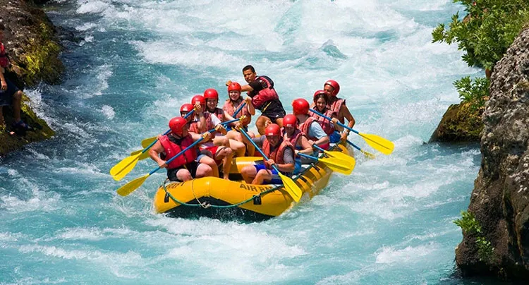 River Rafting is to Be Done in Rishikesh, So First Know These 4 Things, Then Make a Plan